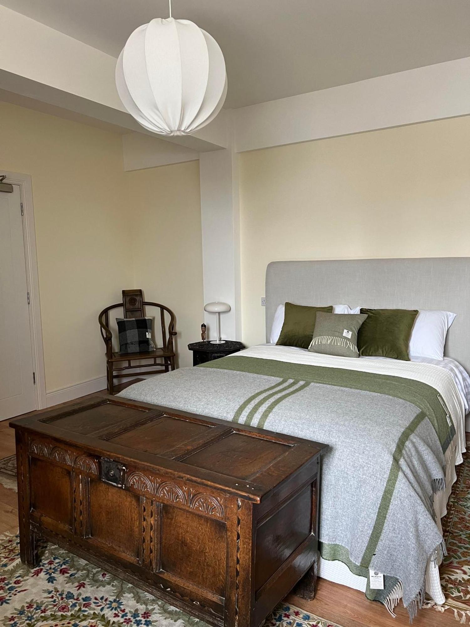Riverfront Apartments At The Blue Goat Ramelton Kültér fotó