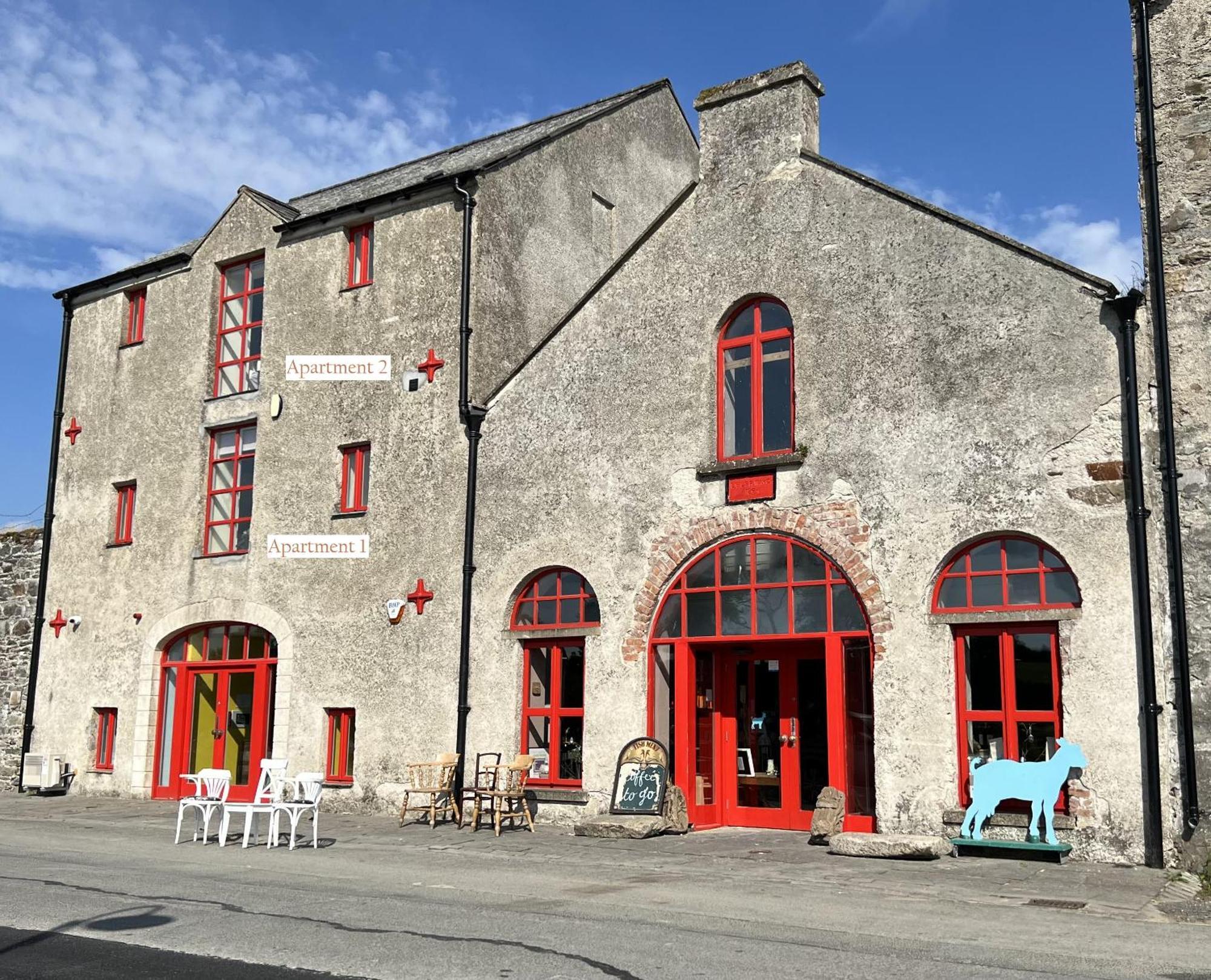 Riverfront Apartments At The Blue Goat Ramelton Kültér fotó